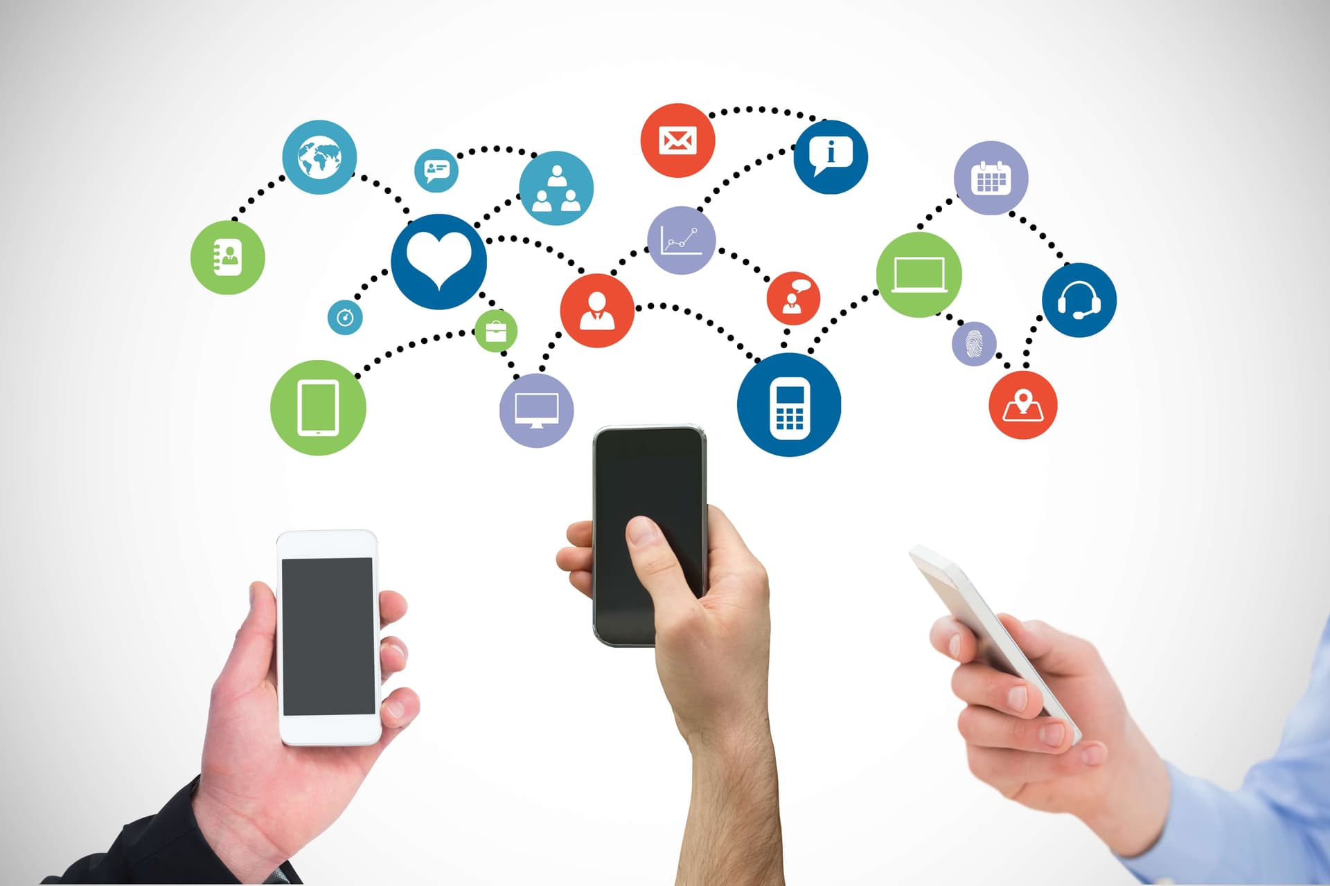 Understanding the Connection Between Digital and Social Media Marketing